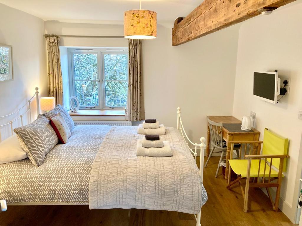 Westbury Cross House Bed & Breakfast Dış mekan fotoğraf