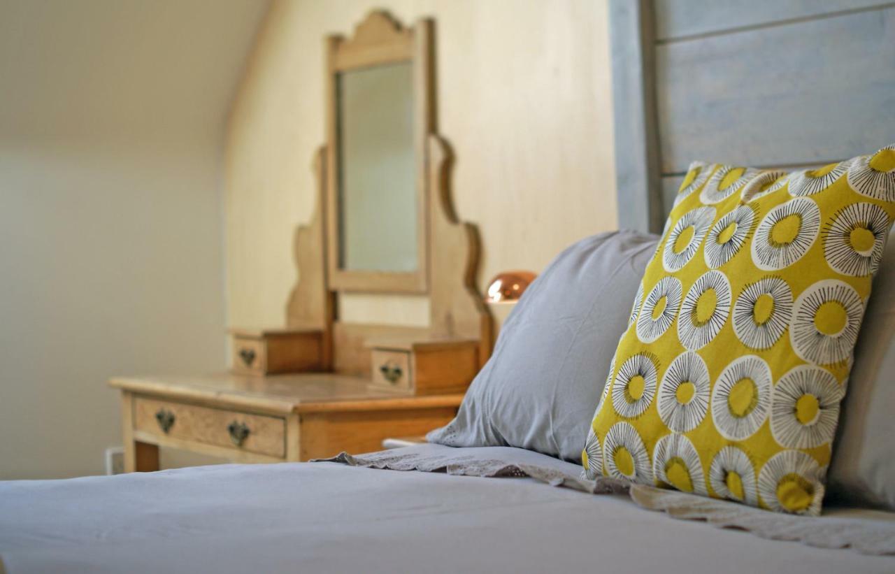 Westbury Cross House Bed & Breakfast Dış mekan fotoğraf