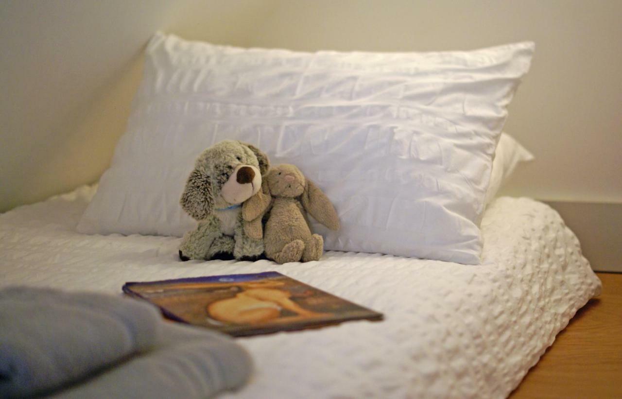 Westbury Cross House Bed & Breakfast Dış mekan fotoğraf